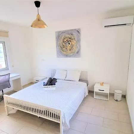 Apartment Spacious Lightflooded 2br / Near Center & Harbour