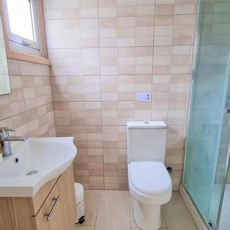 Apartmán Spacious Lightflooded 2br / Near Center & Harbour